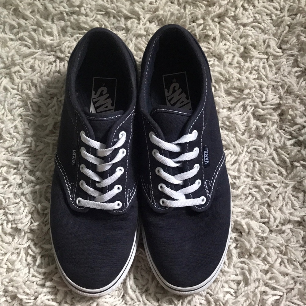 Vans - Picture 2 of 3